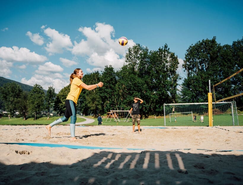 Beachvolleyballplatz - Jugendherberge & Jugendhotel in Radstadt, Salzburg